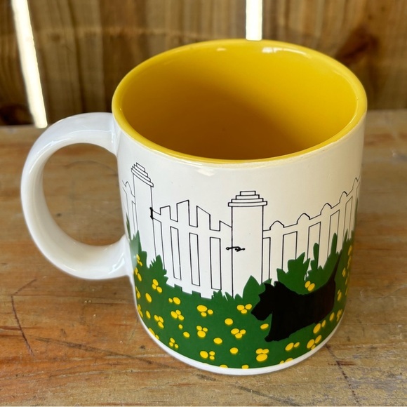 Dept 56 Scottie Cafe Scottish Terrier Yellow & White Coffee Mug Size 10oz - Picture 2 of 7